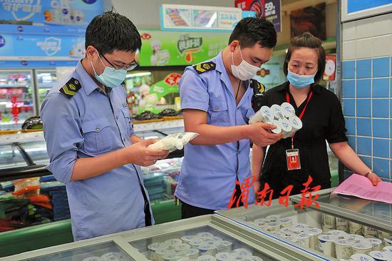 临渭区开展夏季食品安全专项整治工作